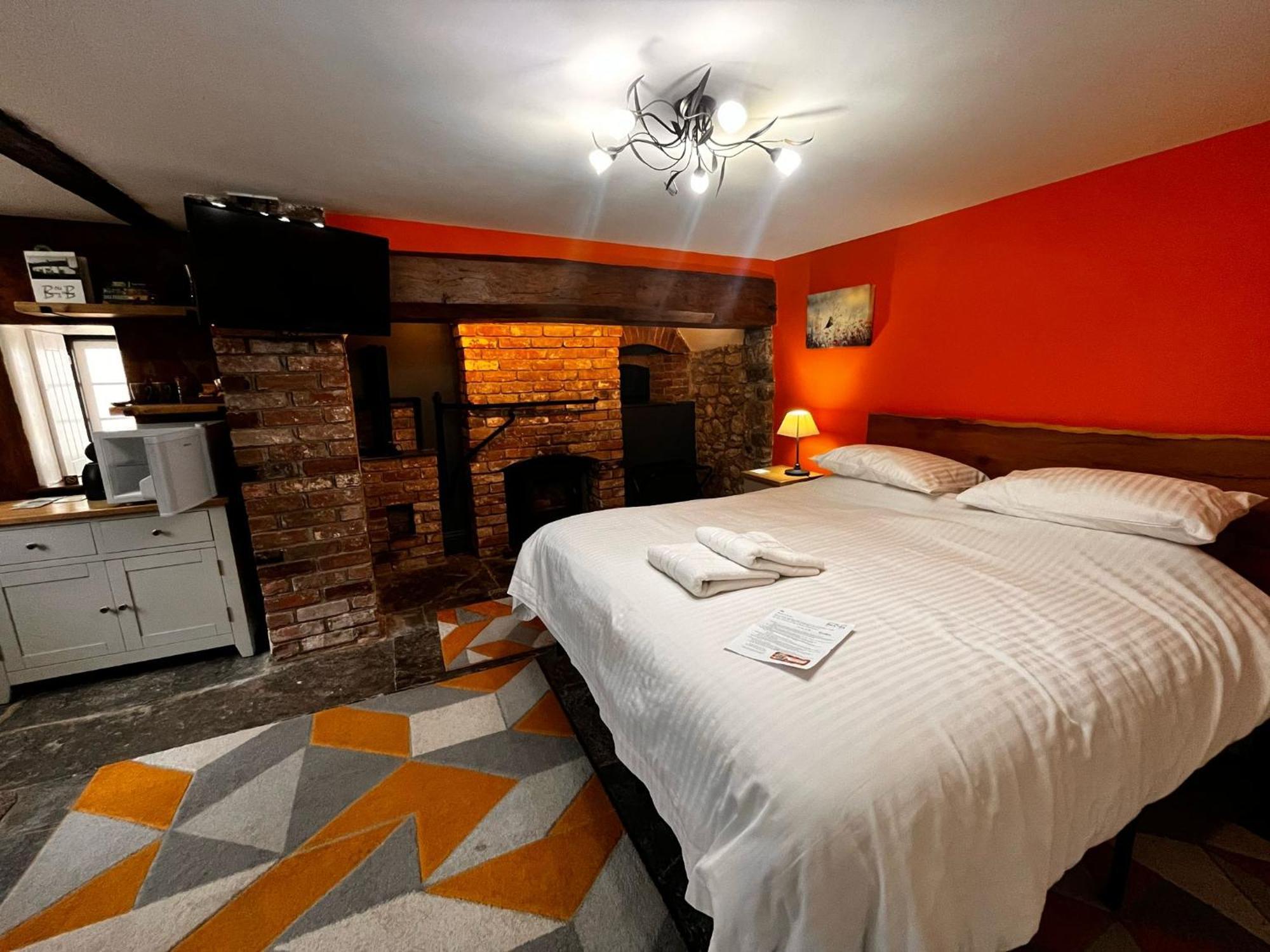Old Manor House Bed and Breakfast Axbridge Buitenkant foto