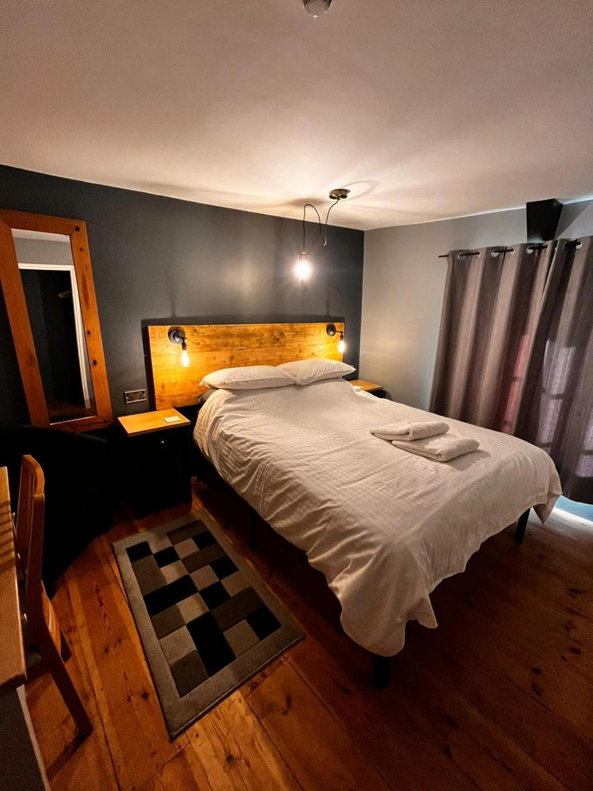 Old Manor House Bed and Breakfast Axbridge Buitenkant foto
