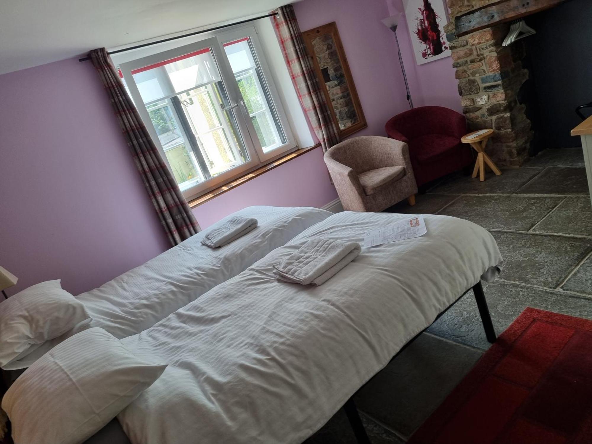 Old Manor House Bed and Breakfast Axbridge Buitenkant foto